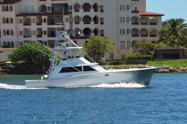 Barco de pesca deportiva