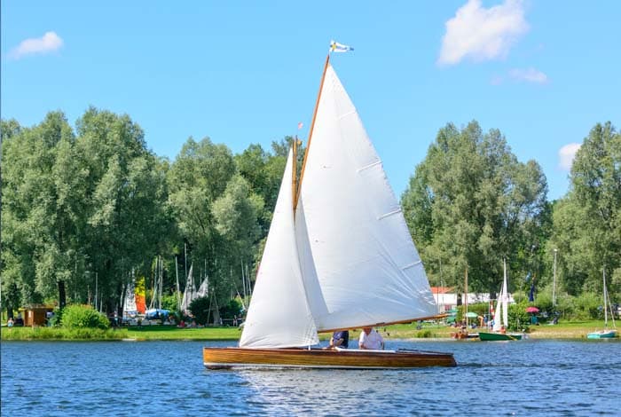 Barcos de vela ligera