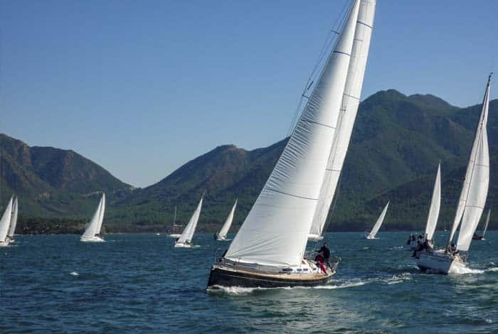 veleros de regata o velero deportivo