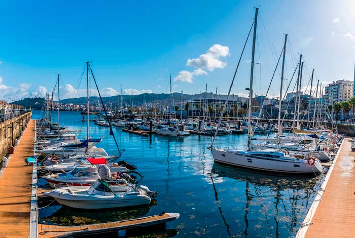 atracar en un muelle